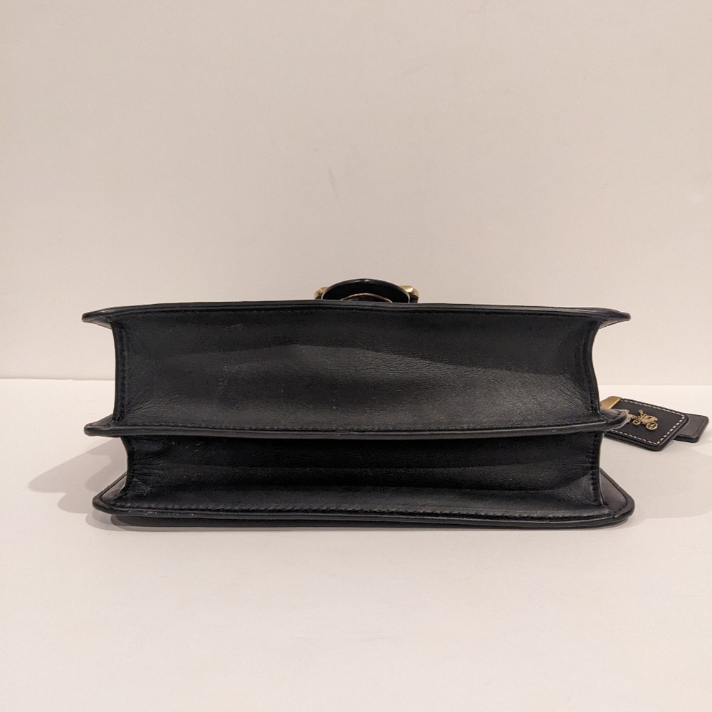 [SOLD] Coach Beat Shoulder Bag - Picture 8 of 10